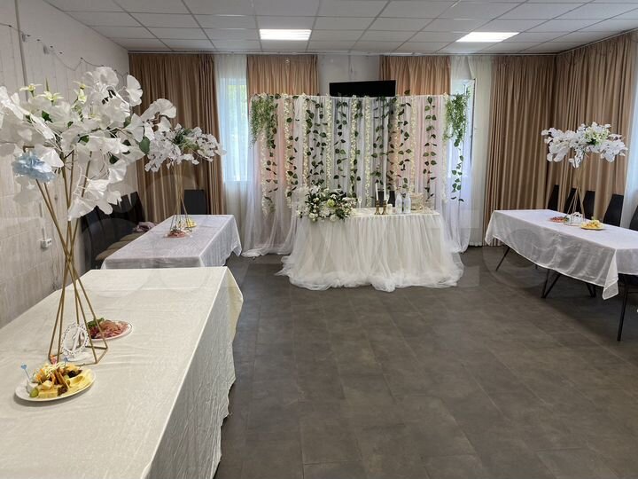 Коттедж 290 м² на участке 12 сот.