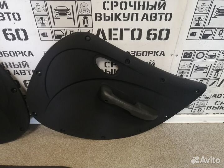 Обшивка двери для Fiat Doblo