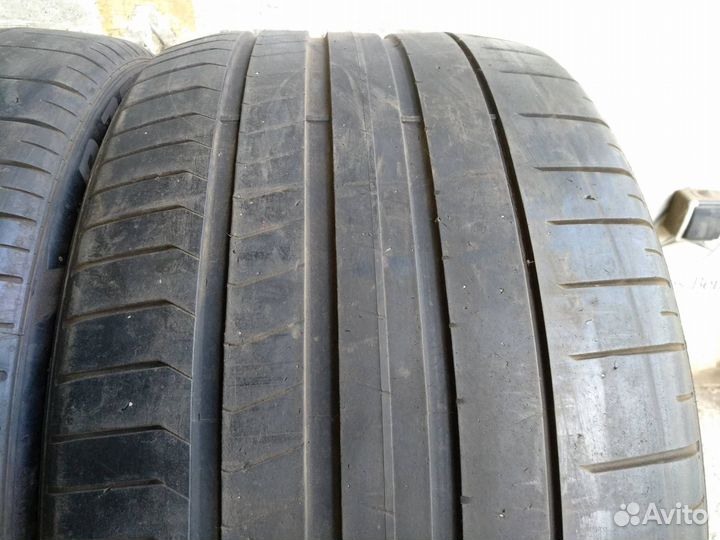 Pirelli P Zero PZ4 315/30 R21 105Y