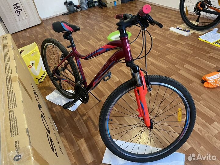 Stels Miss 5000 2022