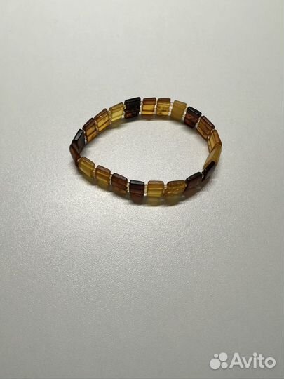 Браслет из янтаря