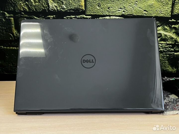 Ноутбук Dell 15 Intel Pentium Silver N5000