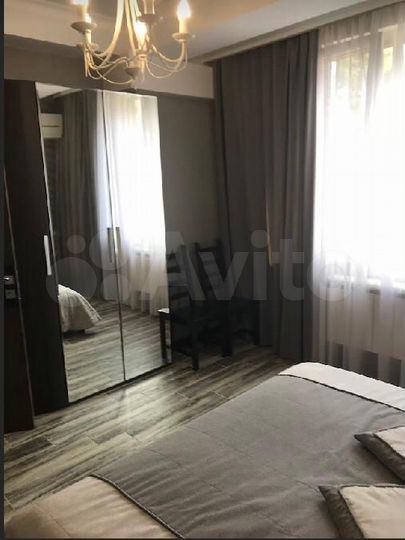 3-к. квартира, 87 м², 1/5 эт.