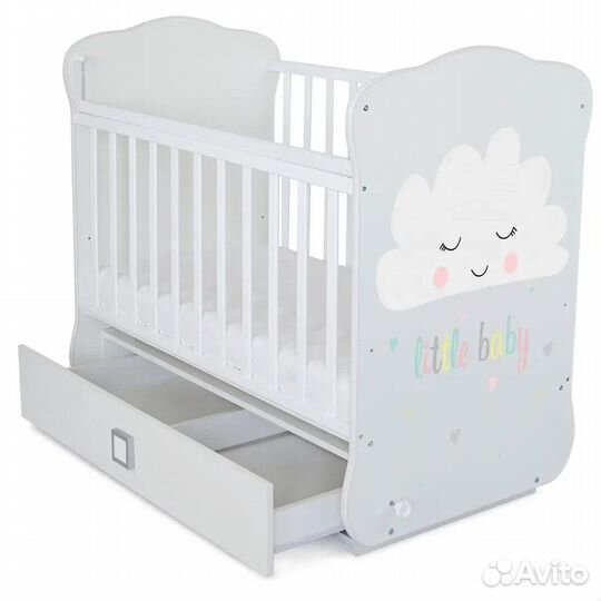 Детская кроватка с маятником и ящиком