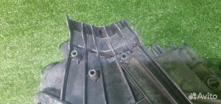 Фара правая Mercedes-Benz E-Class