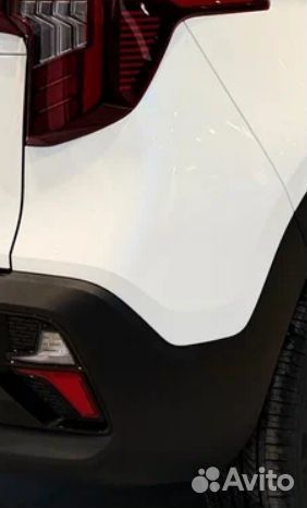 Правая часть заднего бампера Kia Seltos