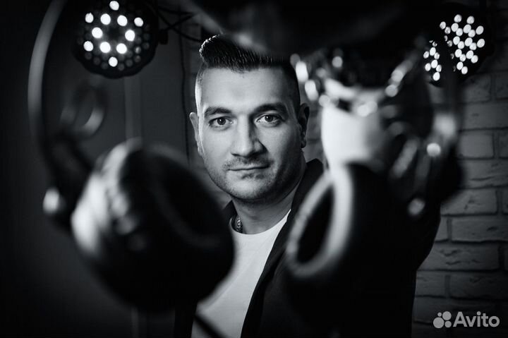 Ведущий + Event Dj Ди джей с оборудованием «2в1»