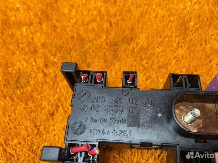 Блок предохранителей Mercedes-Benz C-Class W203