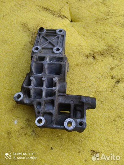 Кронштейн генератора Dodge Jeep Mitsubishi