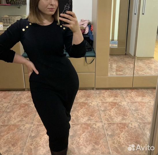 Трикотажное платье длинное