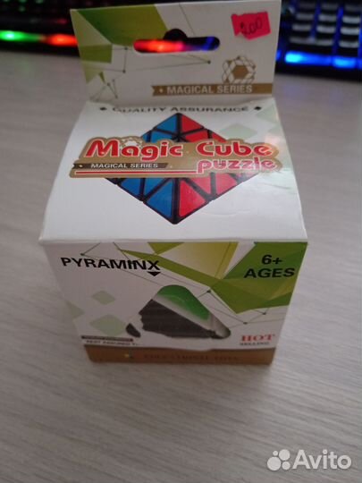 Головоломка пирамидка кубик рубика