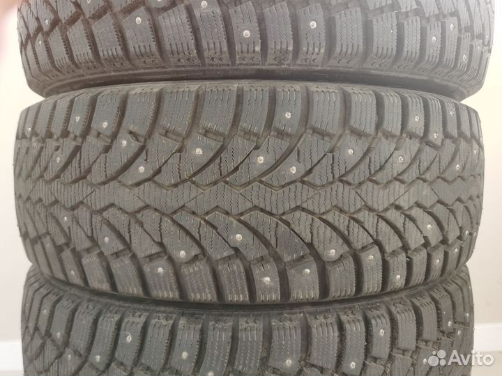 Pirelli Formula Ice 215/60 R17 100T