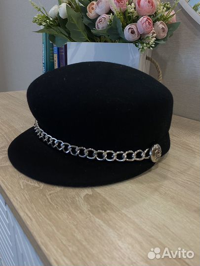 Кепка жокейка