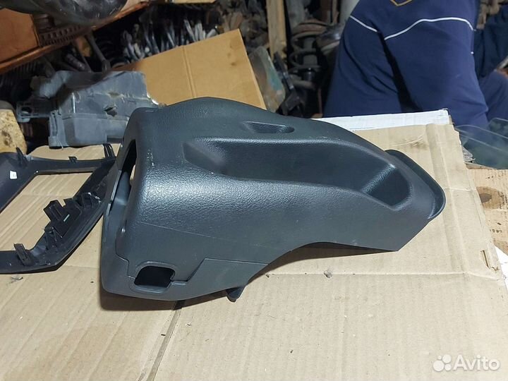 Кожух рулевой колонки для Джили Мк cross