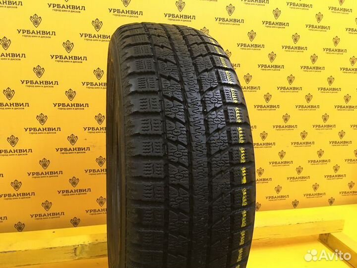 Toyo Observe GSi-5 205/60 R16 92Q