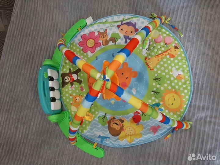 Развивающий коврик с пианино