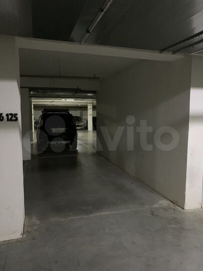 Машиноместо, 14 м²