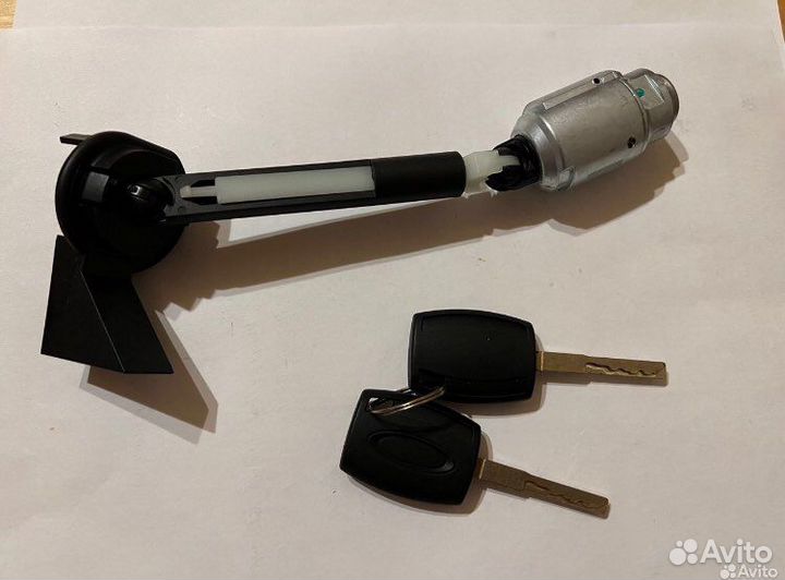 Личинка замка капота ford focus 2