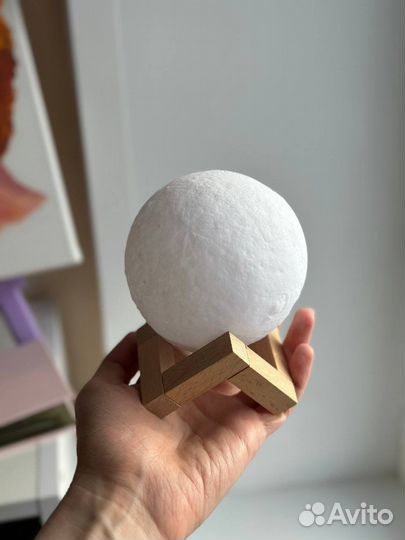 Светильник «Луна»