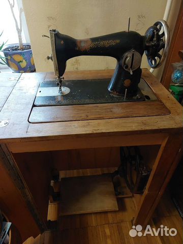 Швейная машина Подольск ножная