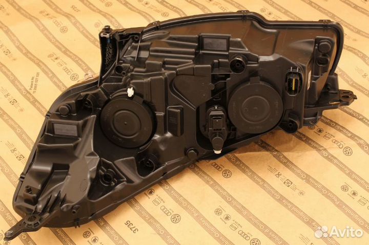 Фара правая peugeot 508 рест H7 EU