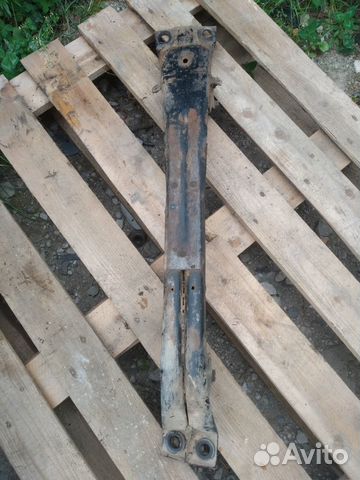 Балка подвески Nissan Almera N15