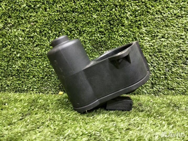 Моторчик стояночного тормоза Audi Q3 8U cpsa 2013