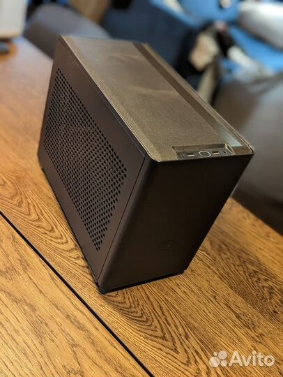 Cooler Master NR200 black