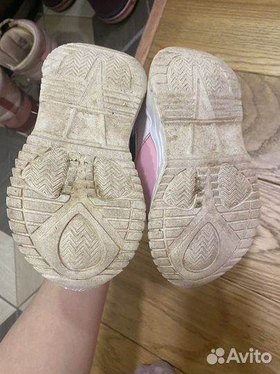 Кроссовки для девочки 23 размер