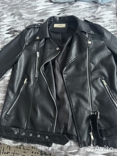 Кожаная куртка 42-44