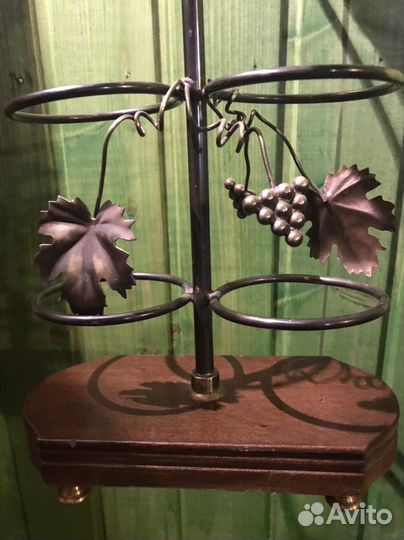 Подставка под вино