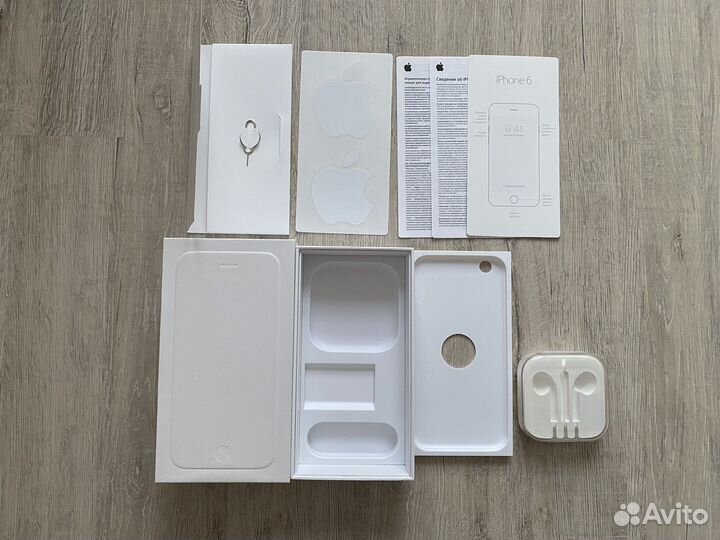 Коробки от iPhone 6, airpods
