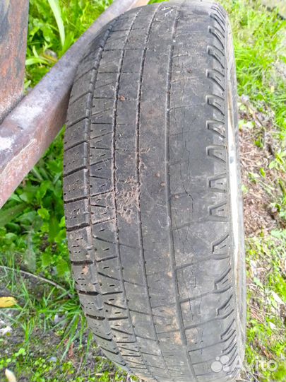 Набор бу колесо диск и шина Vrederstein 175/70R13