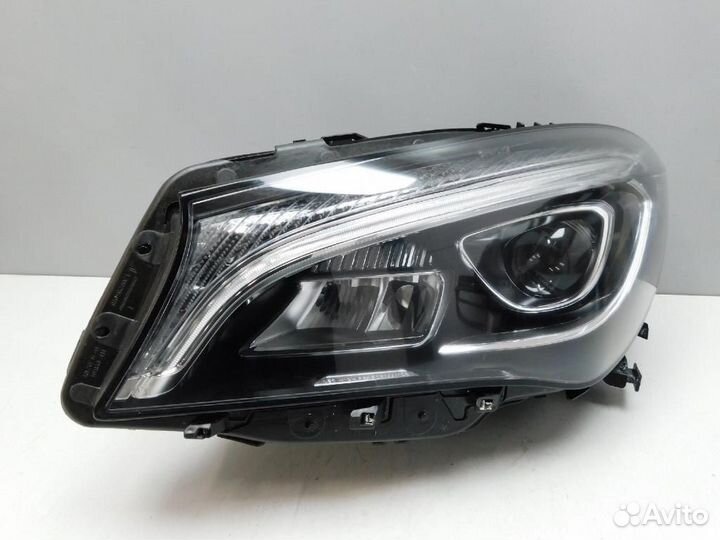 Фара левая Mercedes-Benz CLA-Class
