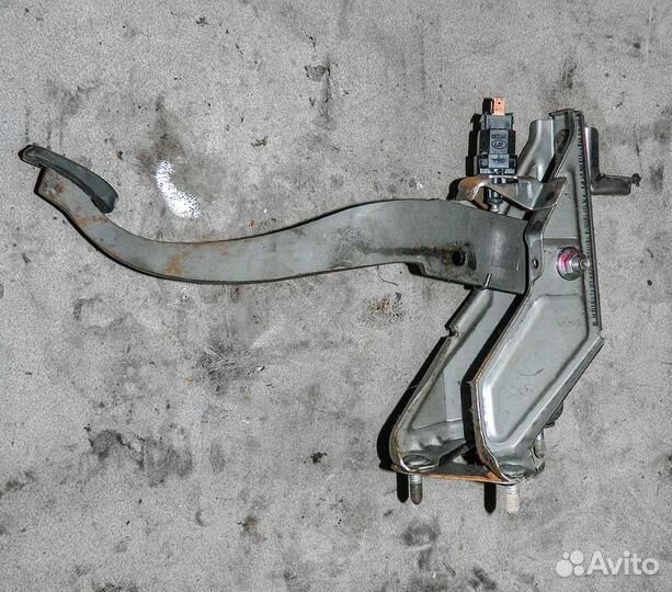 Педаль газа, тормоза, сцепления Chevrolet Lanos