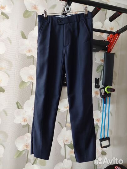 Школьные брюки на мальчика 140