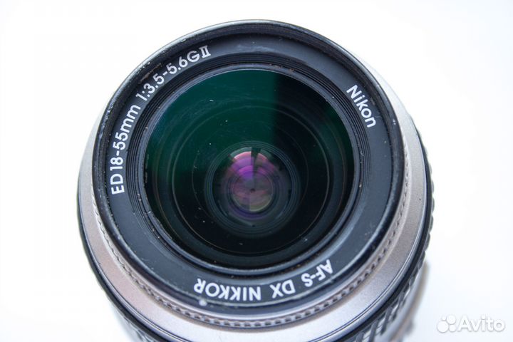 Nikon DX AF-S 18-55 mm f/3.5-5.6GII