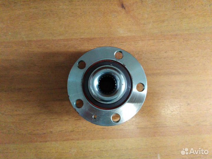 Ступица передняя Volkswagen Polo 2002-2006