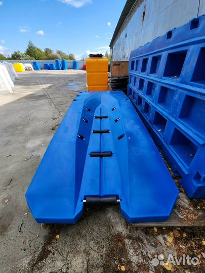 Заезд для гидроцикла. Пластик. 1 х 2 метра