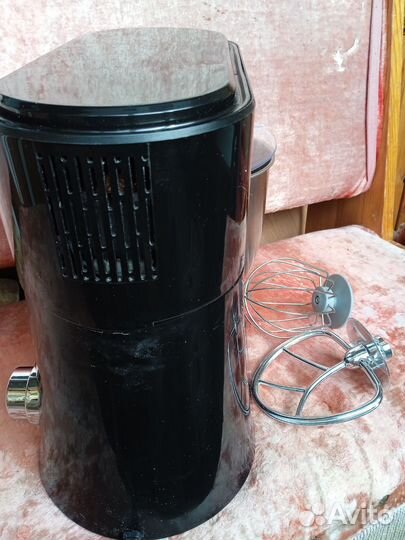 Миксер планетарный Мarta