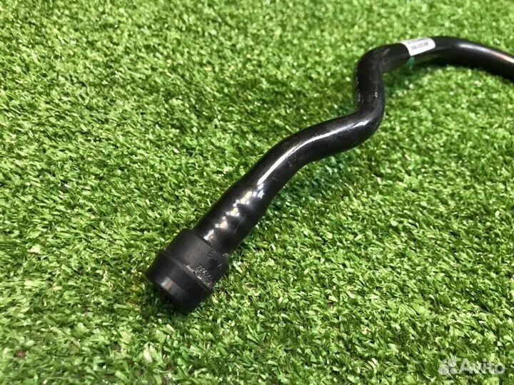 Трубка Mercedes Glk