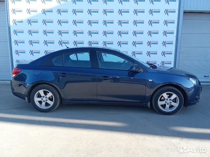 Chevrolet Cruze 1.8 МТ, 2011, 252 743 км