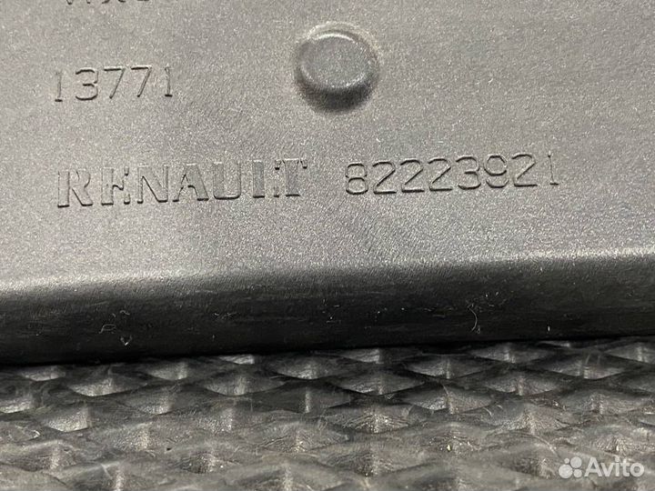 Воздуховод печки Renault T 82223921