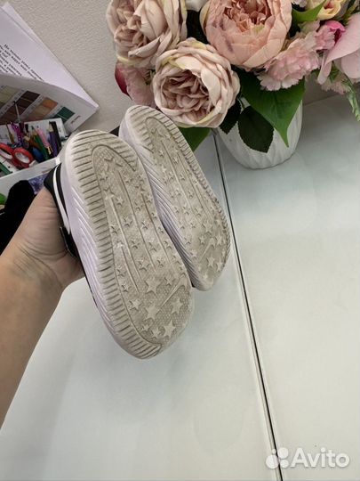 Кроссовки для малышей nike оригинал 23,5