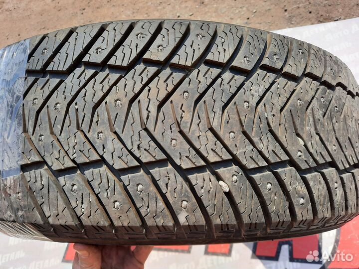 Yokohama Ice Guard IG65 235/55 R19 105