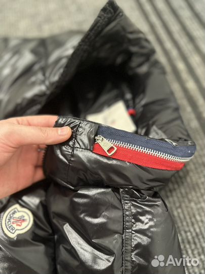 Жилетка Moncler