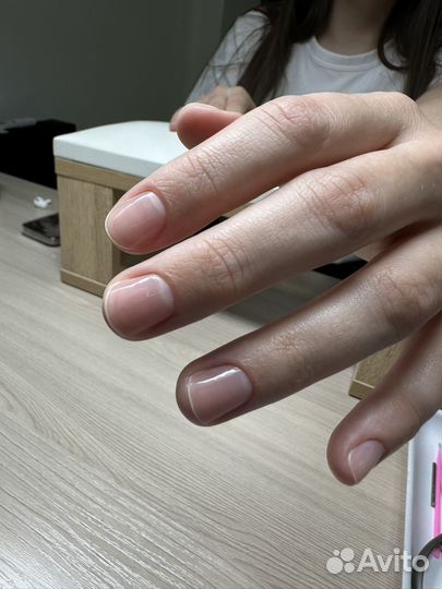 Нужна модель на маникюр