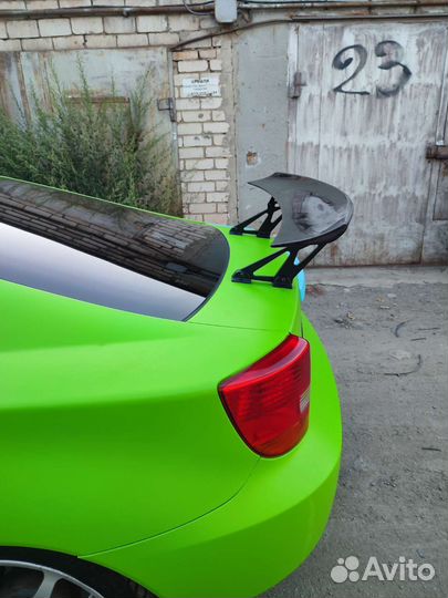 Карбоновый спойлер