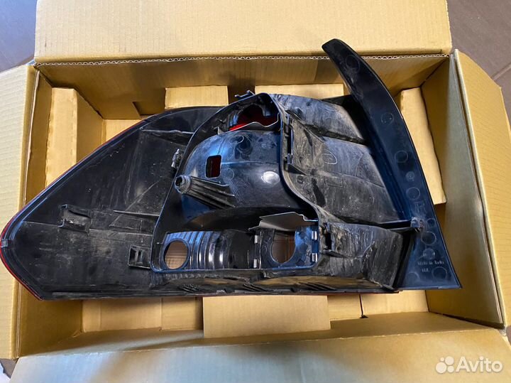 Фонарь задний правый volkswagen polo