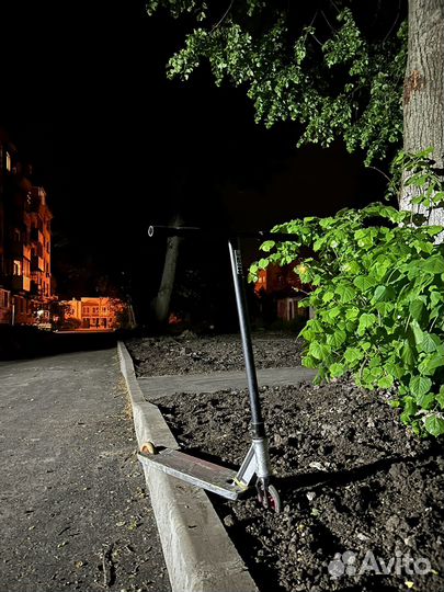 Трюковой самокат